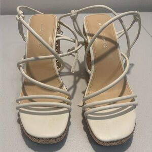 Marc Fisher Zesty Wedges Size 7.5 White Rope Platform Sandals